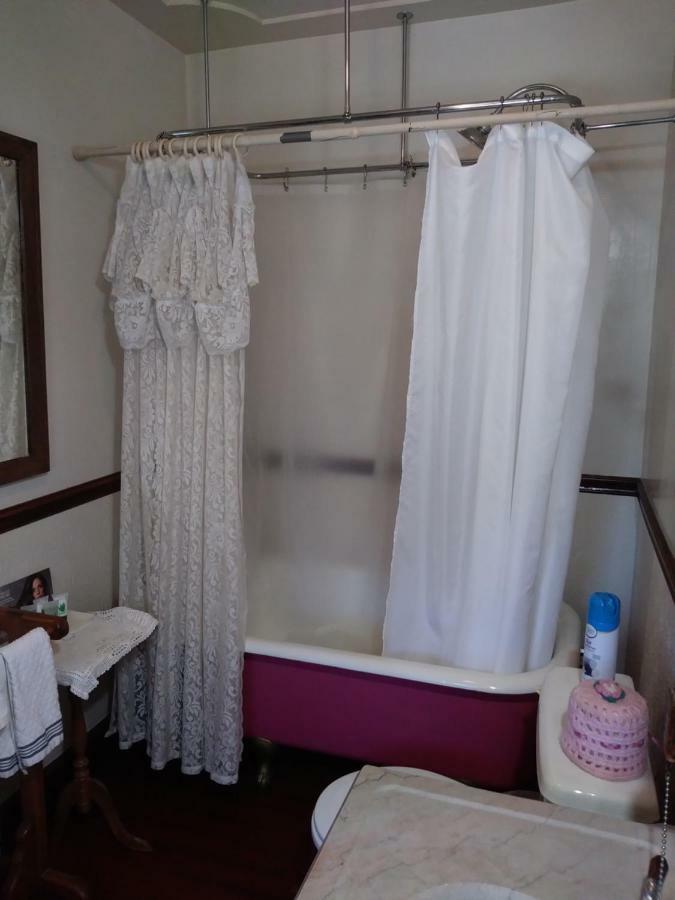 The Palm Hotel Jamestown Luaran gambar